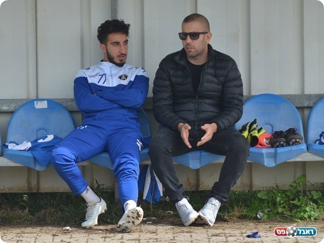 עומרי הלוי (מימין)